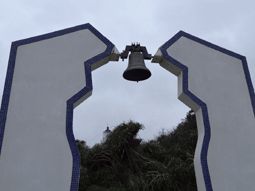 觀音鄉白沙呷燈塔步行公園.....造型搖擺鐘